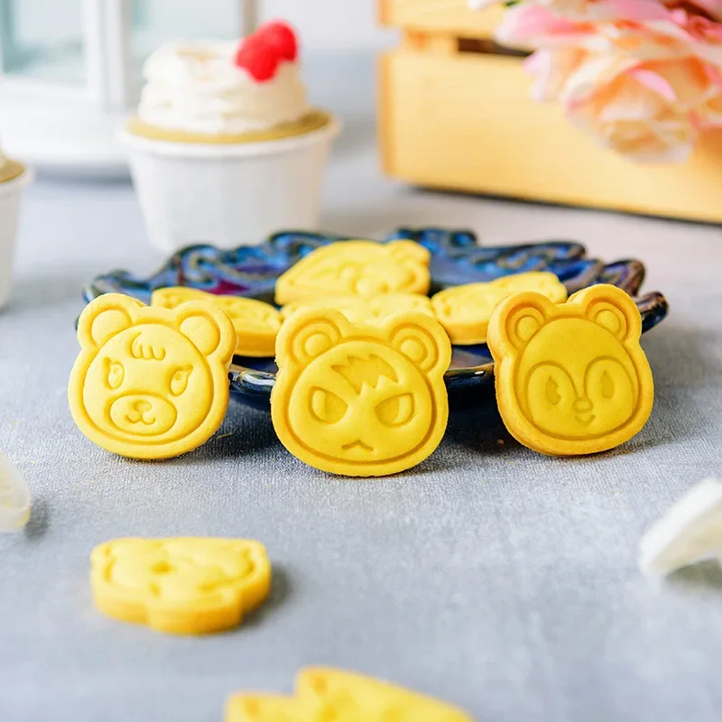 Pemotong Kue Animal Crossing,  - Kitchen And Baking ulasan dan harga